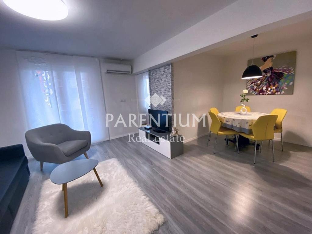 Apartment Ronaldo Πόρετς Εξωτερικό φωτογραφία