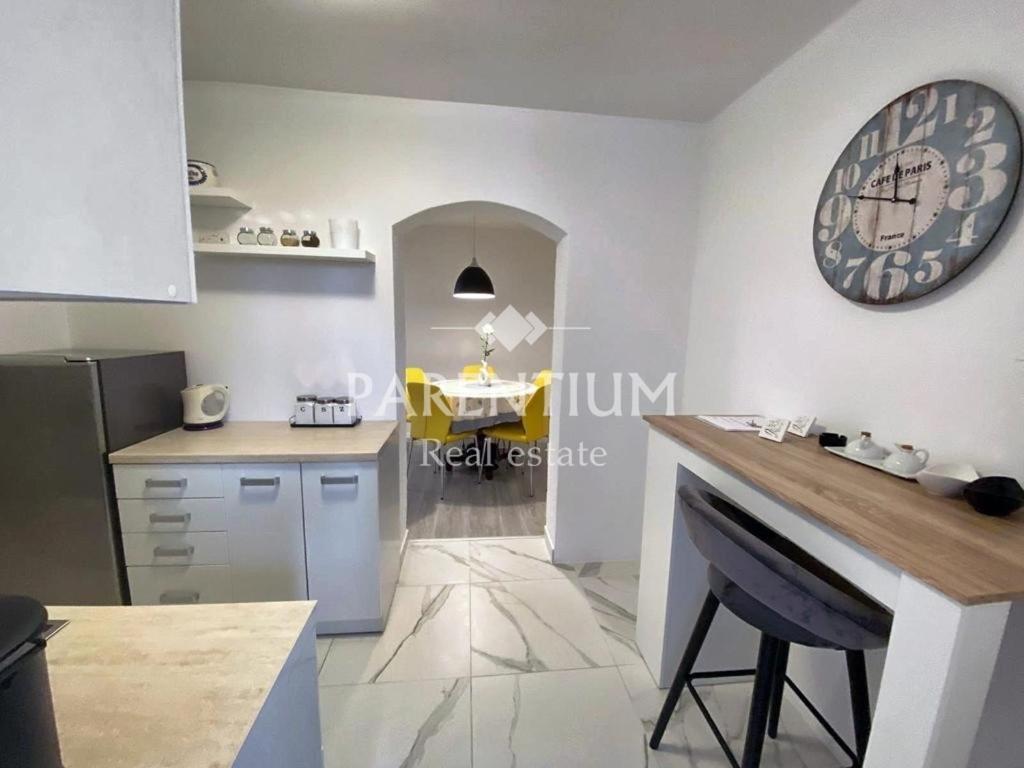 Apartment Ronaldo Πόρετς Εξωτερικό φωτογραφία