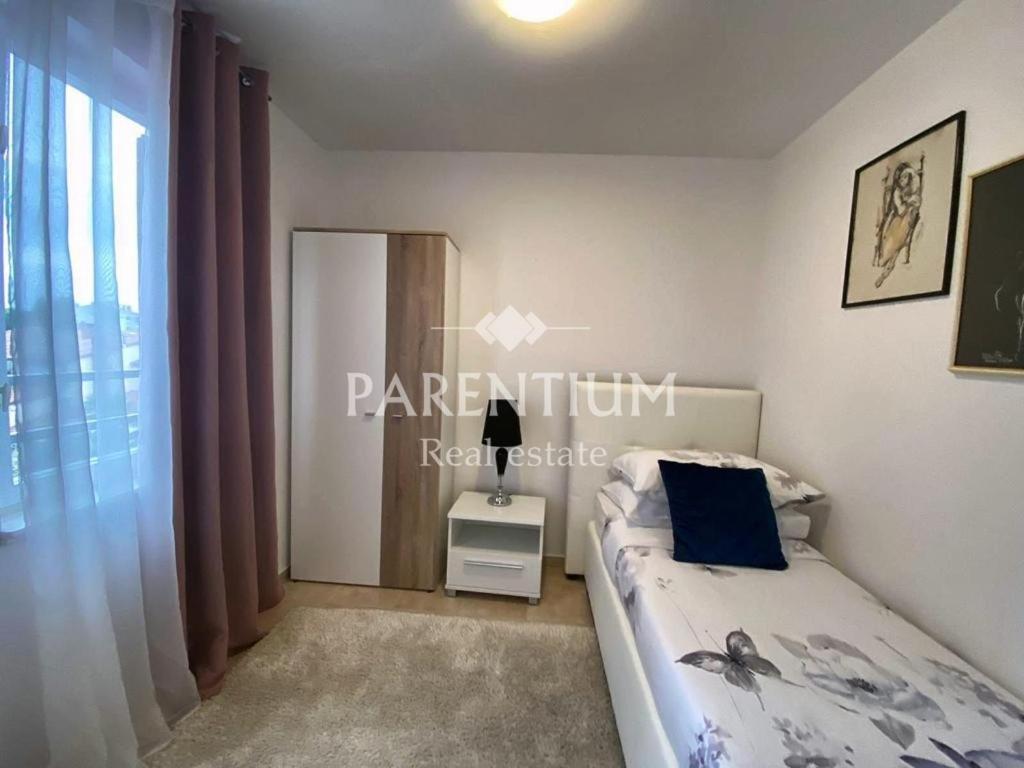 Apartment Ronaldo Πόρετς Εξωτερικό φωτογραφία